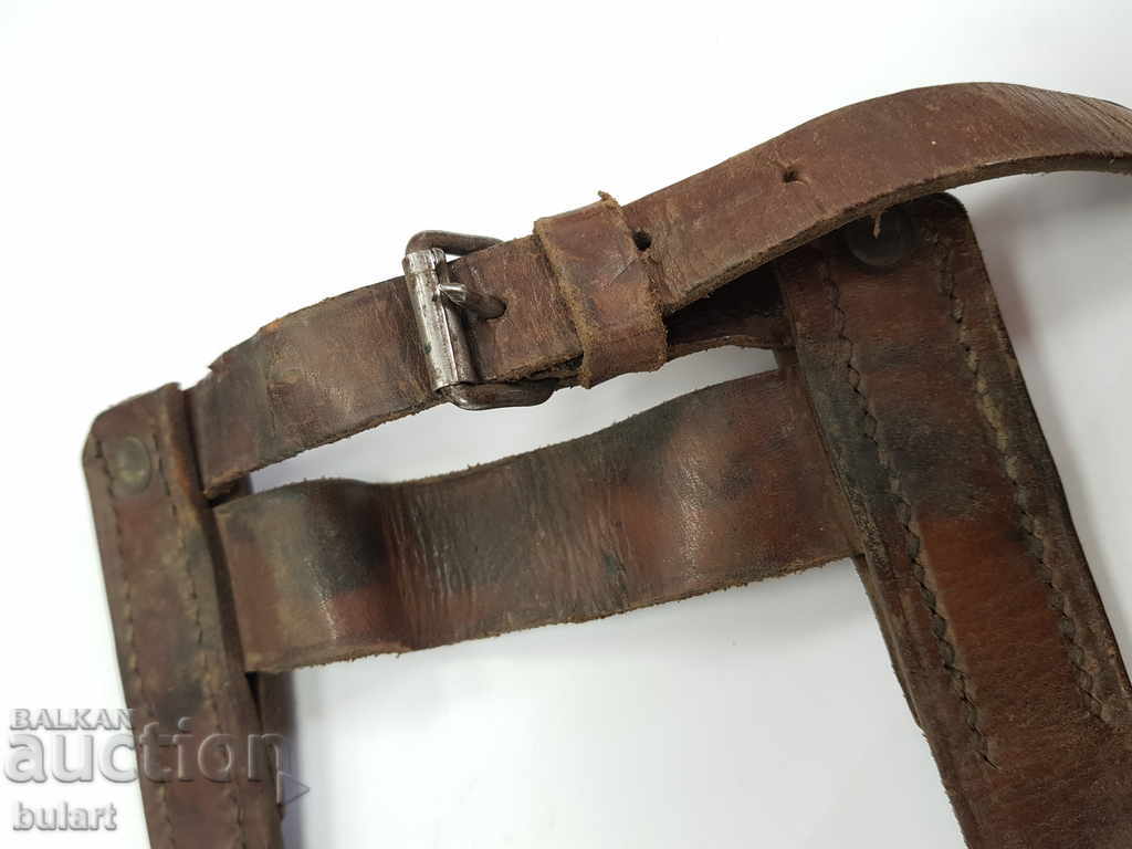 Delivery of OLD LEATHER TRENCH SHOVEL CARRYER HOLDER SHADOW COVER