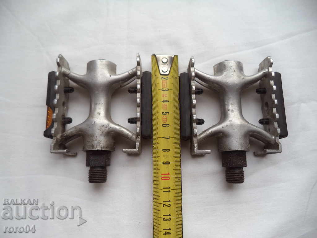 Pedals with price 22.50 BGN | € 11.50 Pedals with price 22.50 BGN | € 11.50