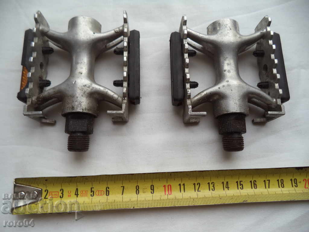 Auction Pedals Auction Pedals