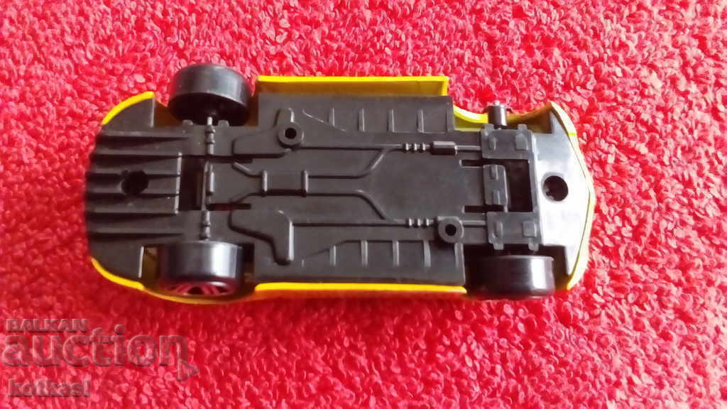 Mașină sport mică din metal - 6