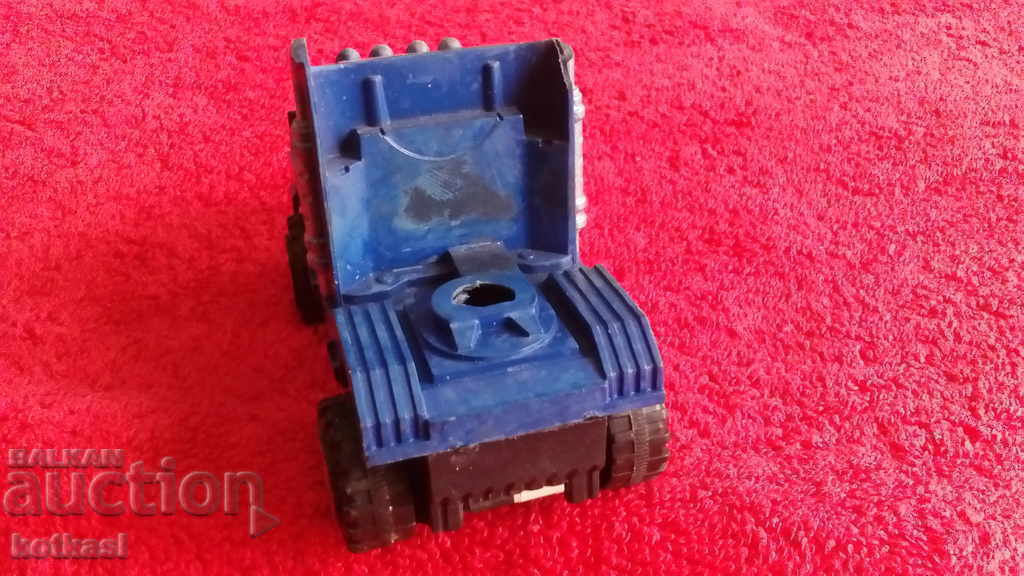 Small plastic toy truck - 5 Small plastic toy truck - 5