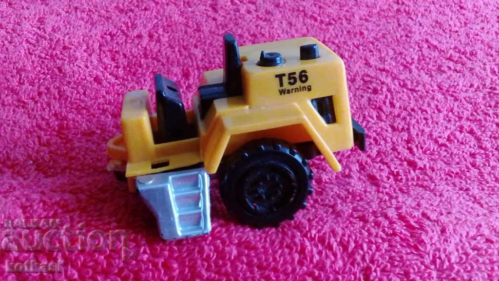 Small plastic toy China with price 2.50 BGN | € 1.28 Small plastic toy China with price 2.50 BGN | € 1.28