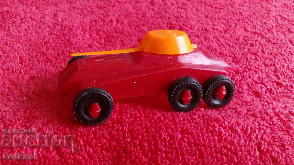 Small plastic toy Fighting machine cannon with price 8.50 BGN | € 4.35