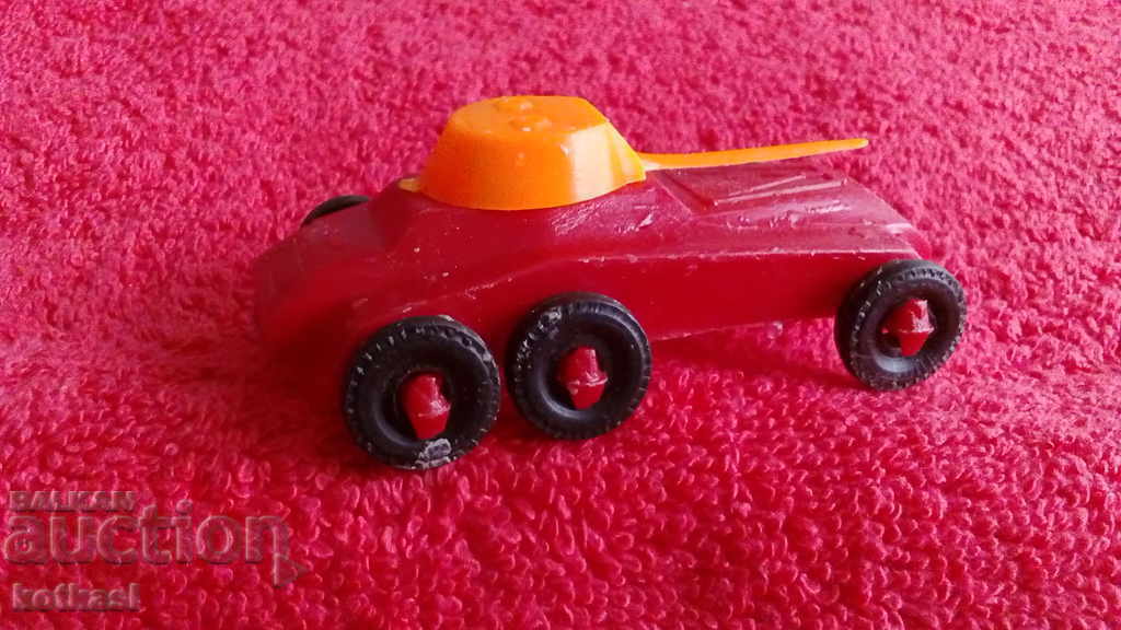 Auction  Small plastic toy Fighting machine cannon