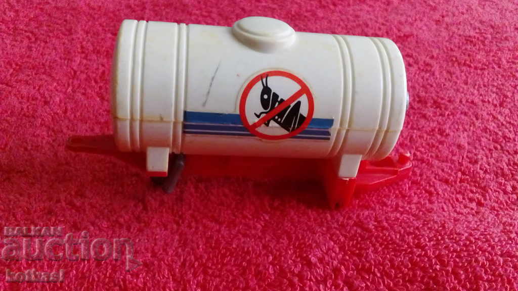 Old small cistern - 5 Old small cistern - 5