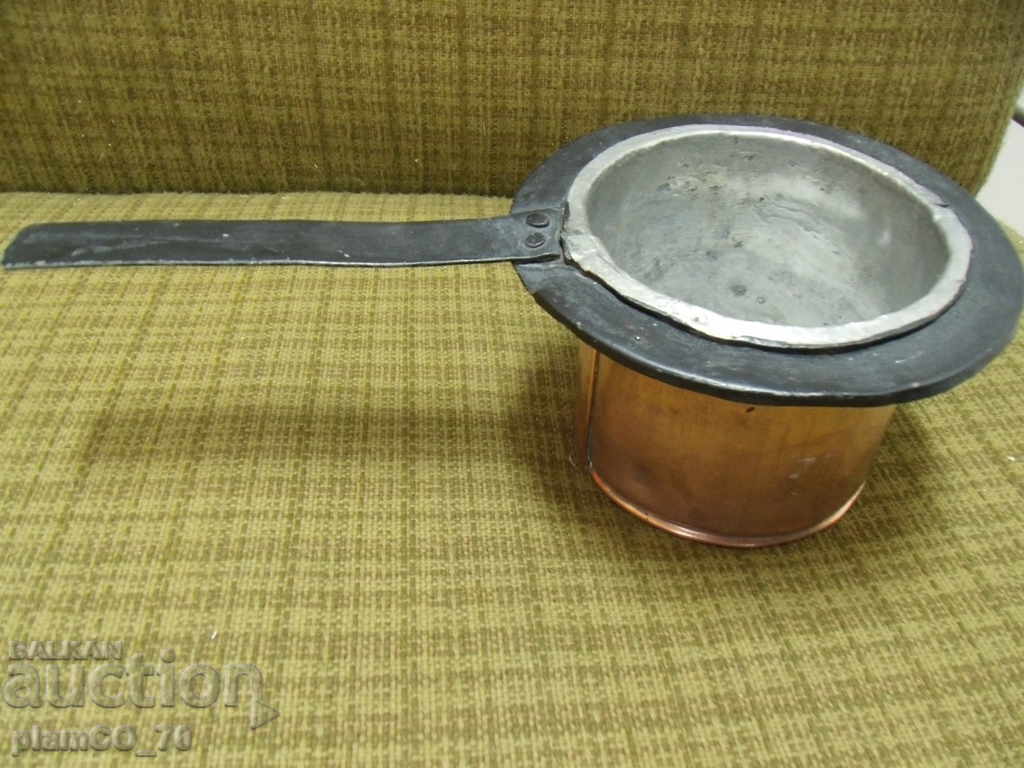 No. * 3794 Old metal / copper container - 6 No. * 3794 Old metal / copper container - 6