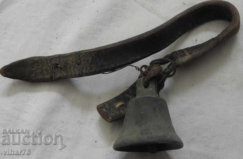 CLOPOȚEL VECHI DE MÂNĂ