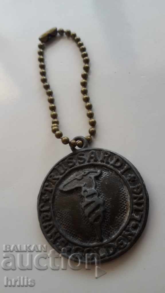 Παράδοση ΚΛΕΙΔΑΡΙΑ TRUSSARDS Παράδοση ΚΛΕΙΔΑΡΙΑ TRUSSARDS