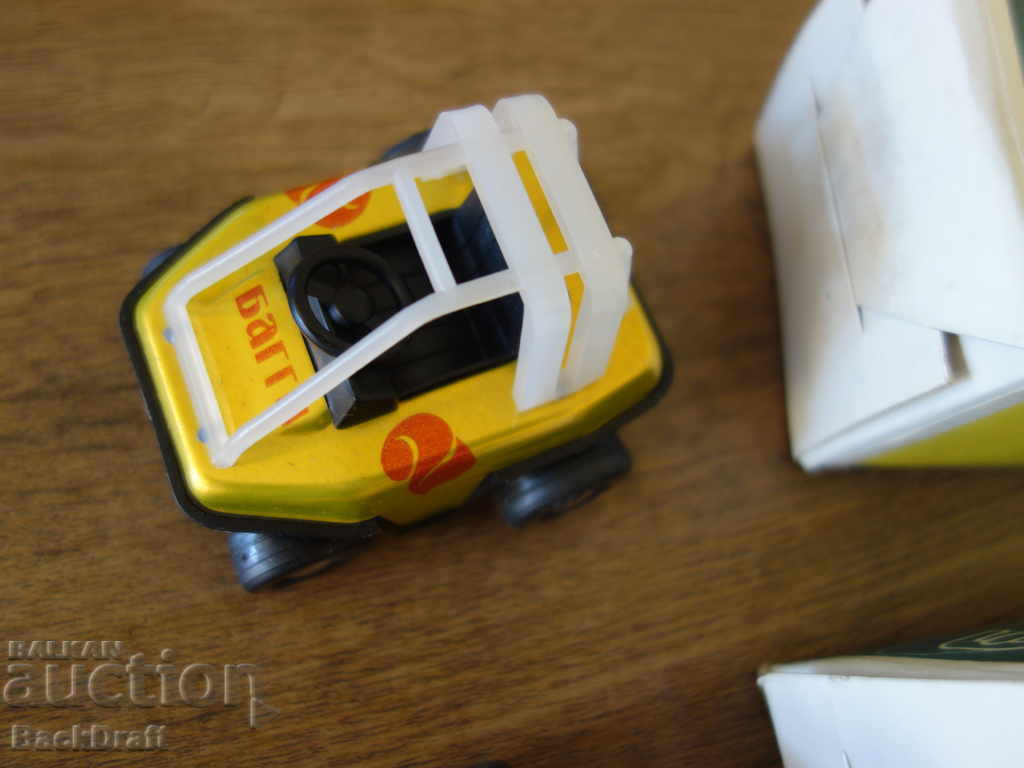 Auction Sots old Russian metal, tin toy cart, buggy car Auction Sots old Russian metal, tin toy cart, buggy car