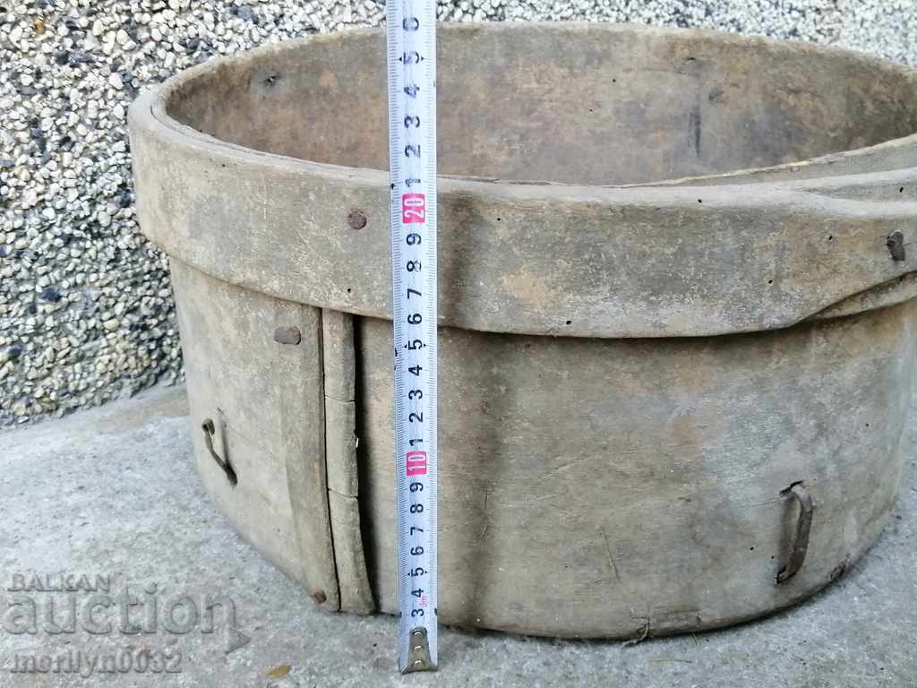 Old crutch for wheat, bushel, bucket, wooden - 6 Old crutch for wheat, bushel, bucket, wooden - 6