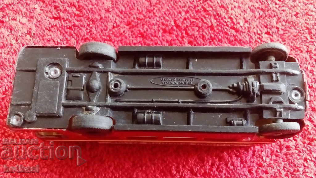 Metal Toy Model Double Decker Red London Bus - 7 Metal Toy Model Double Decker Red London Bus - 7