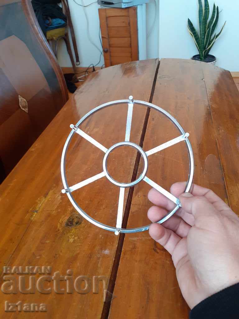 Παράδοση Παλιά σχάρα για ζεστά αντικείμενα Παράδοση Παλιά σχάρα για ζεστά αντικείμενα