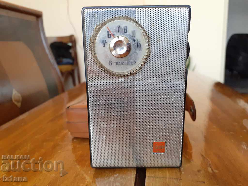 Old radio, ORION radio receiver with price 25.00 BGN | € 12.78 Old radio, ORION radio receiver with price 25.00 BGN | € 12.78