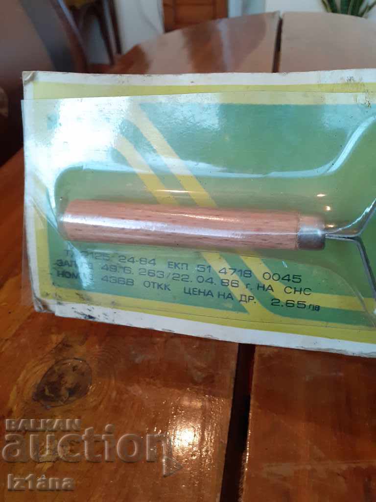 Old dough cutter with price 20.00 BGN | € 10.23 Old dough cutter with price 20.00 BGN | € 10.23