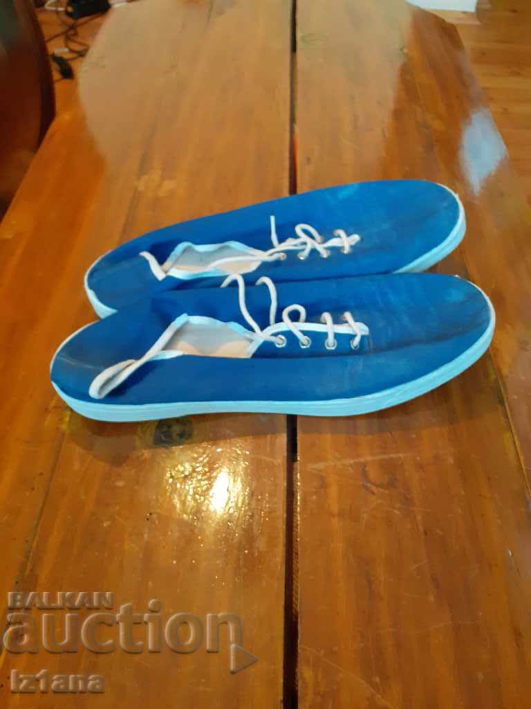 Auction Old rubber boots, canvas boots PIRIN Auction Old rubber boots, canvas boots PIRIN