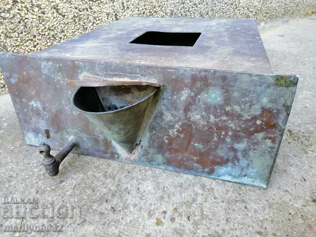 Old copper country wash basin, water tank with price 139.00 BGN | € 71.07