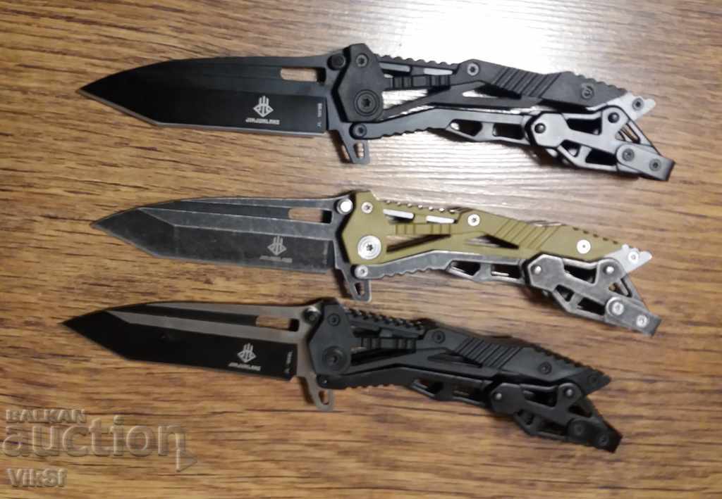 Folding knife, 178x195 mm, lever mechanism with price 13.50 BGN | € 6.90