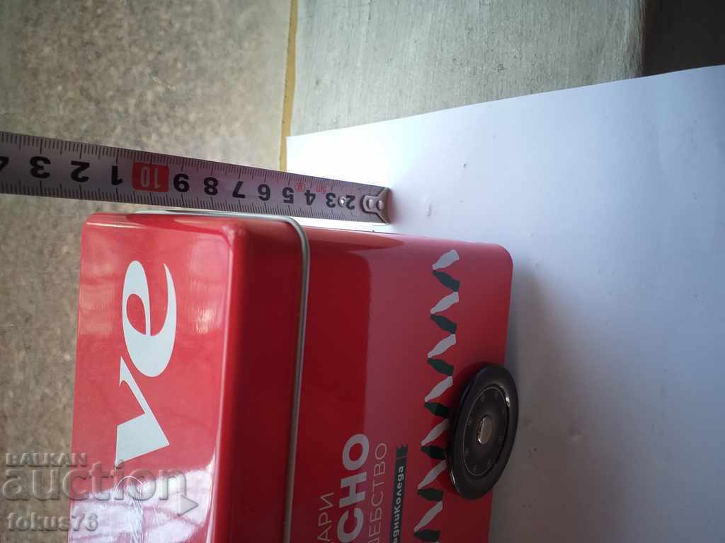 COCA COLA COLLECTIBLE TIN TRUCK TOY - 7 COCA COLA COLLECTIBLE TIN TRUCK TOY - 7