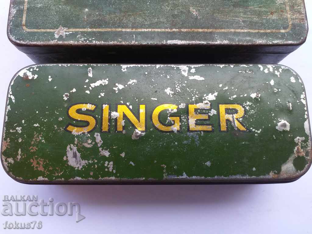 Auction  A LOT OF TWO OLD SINGER COLLECTION BOXES