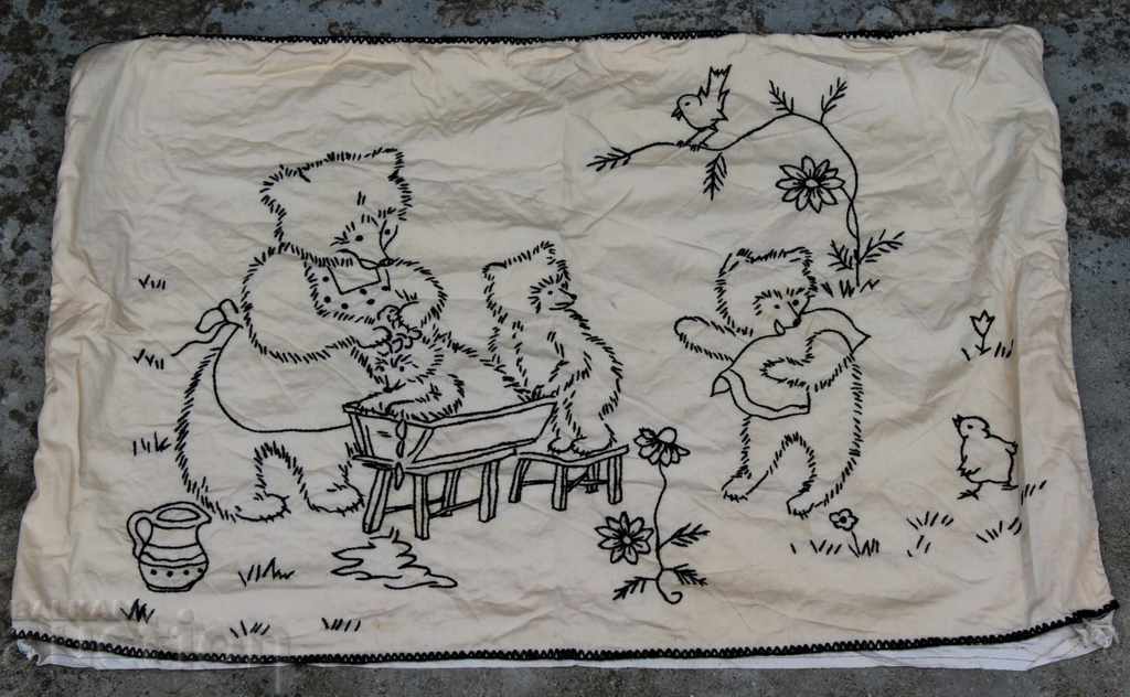 . AUTHENTIC OLD CHILDREN'S CUSHION CUSHION BRODERIA CHEESE