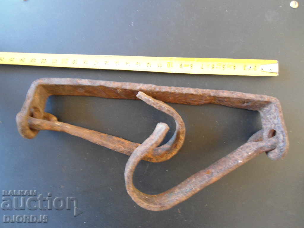 Old wrought iron with price 4.00 BGN | € 2.05