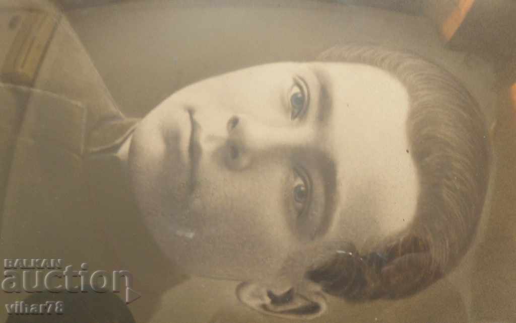 Delivery of Old big picture in a wooden frame, Delivery of Old big picture in a wooden frame,