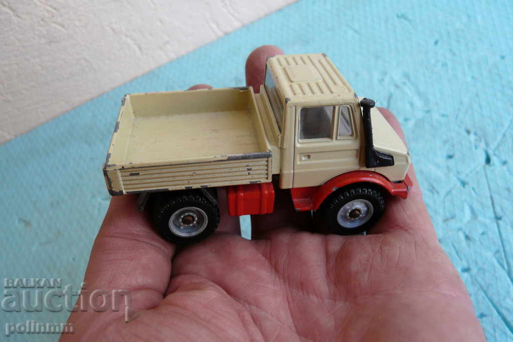 SIKU 1820 UNIMOG - 7