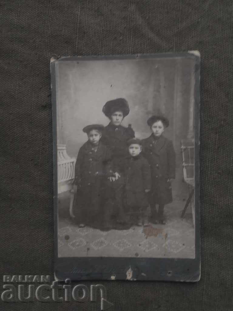 Angel Chernev 1912 Vratsa Copii