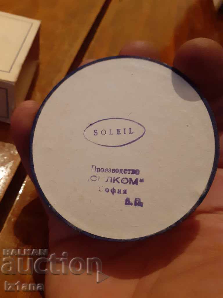 Delivery of Old Dovian Powder Delivery of Old Dovian Powder