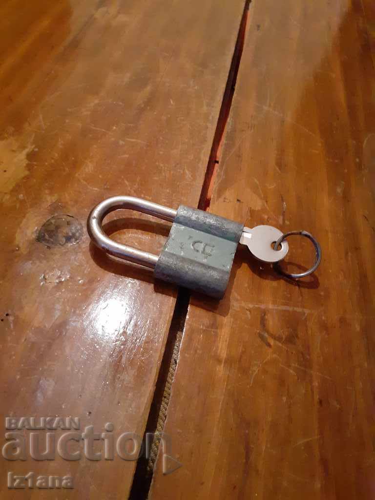 παλιά λουκέτο με τιμή 12.00 BGN | € 6.14 παλιά λουκέτο με τιμή 12.00 BGN | € 6.14
