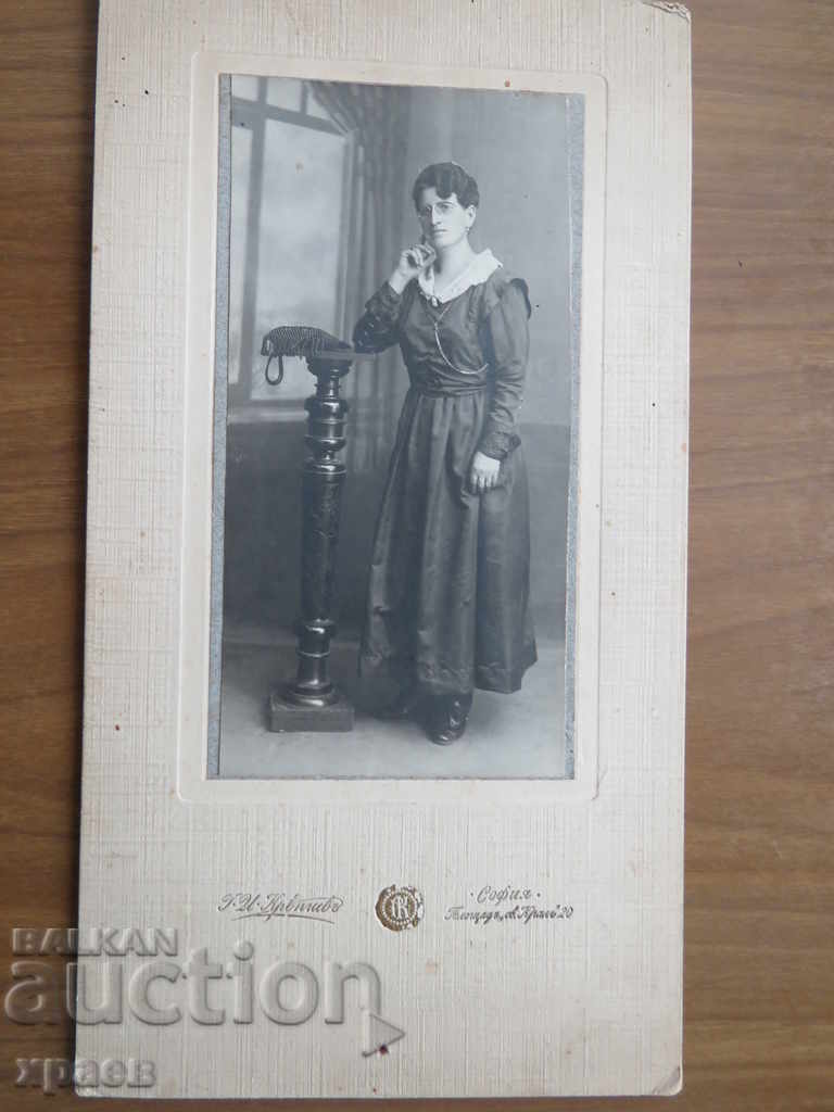 OLD PHOTO - CARDBOARD - KREPIEV - SOFIA - 0512 with price 24.99 BGN | € 12.78 OLD PHOTO - CARDBOARD - KREPIEV - SOFIA - 0512 with price 24.99 BGN | € 12.78