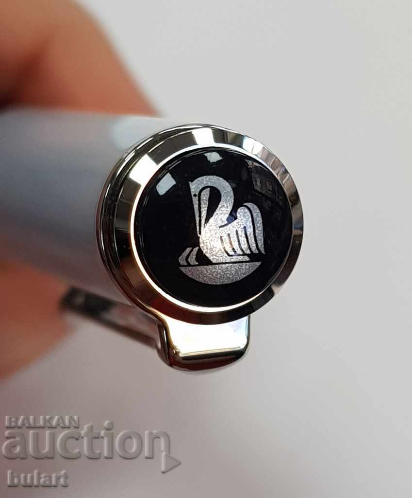 Delivery of PELIKAN SOUVERÄN 405 ROLLER PEN PEN