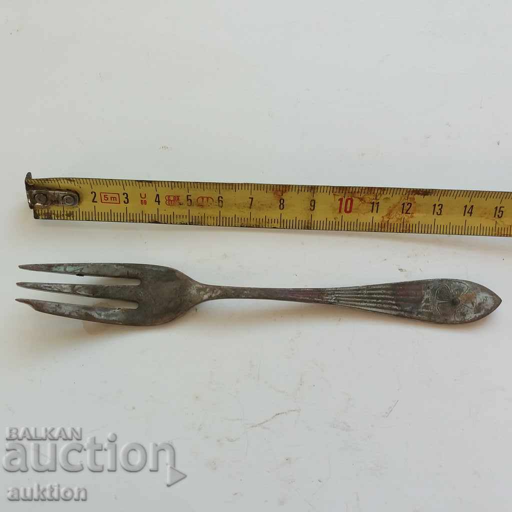 MASSIVE BRONZE FORK FOR SWEETS-MARKING-ARISTOCRATIC - 7 MASSIVE BRONZE FORK FOR SWEETS-MARKING-ARISTOCRATIC - 7