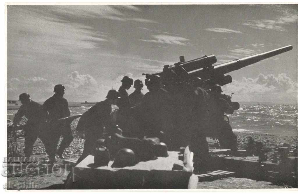 Old photo - German cannon - howitzer 149.1 mm