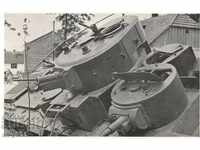 Стара снимка - Разбит руски тежък танк Т-35