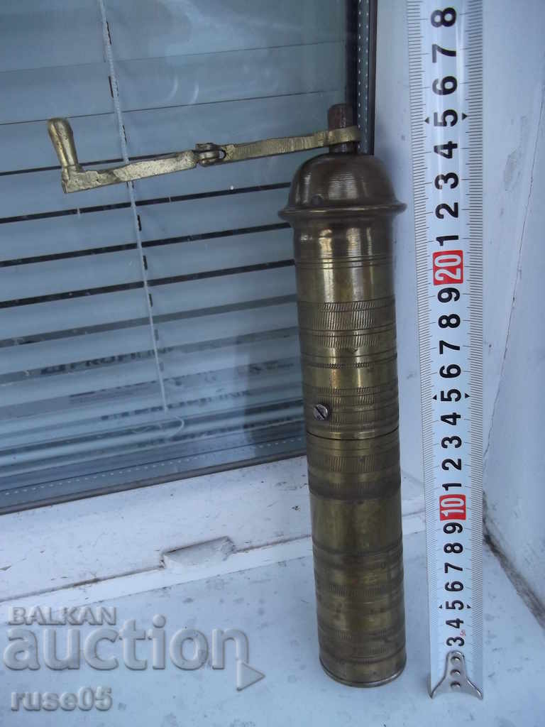 Pepper grinder, etc. bronze - 2 with price 30.00 BGN | € 15.34 Pepper grinder, etc. bronze - 2 with price 30.00 BGN | € 15.34