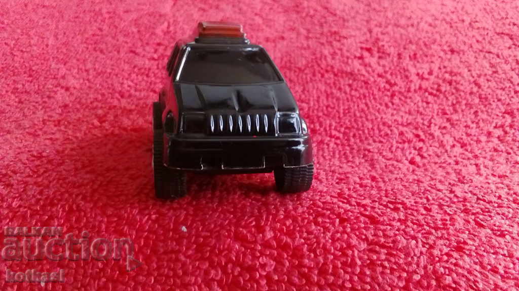 Παράδοση Παλιό μικρό αυτοκίνητο τζιπ Παράδοση Παλιό μικρό αυτοκίνητο τζιπ