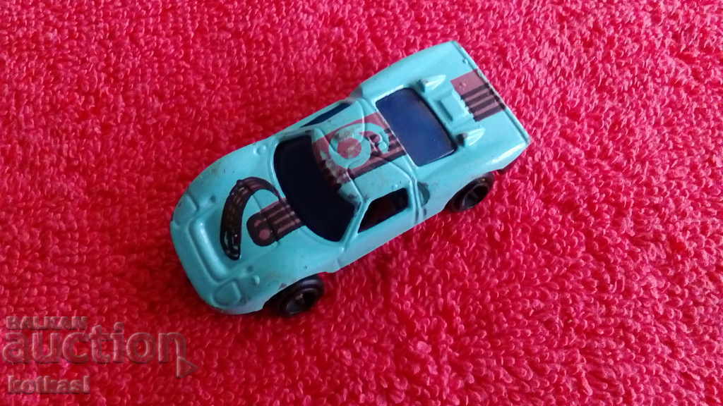 Old small metal sports car - 7