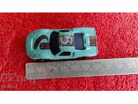 Παλαιό μικρό μεταλλικό σπορ αυτοκίνητο