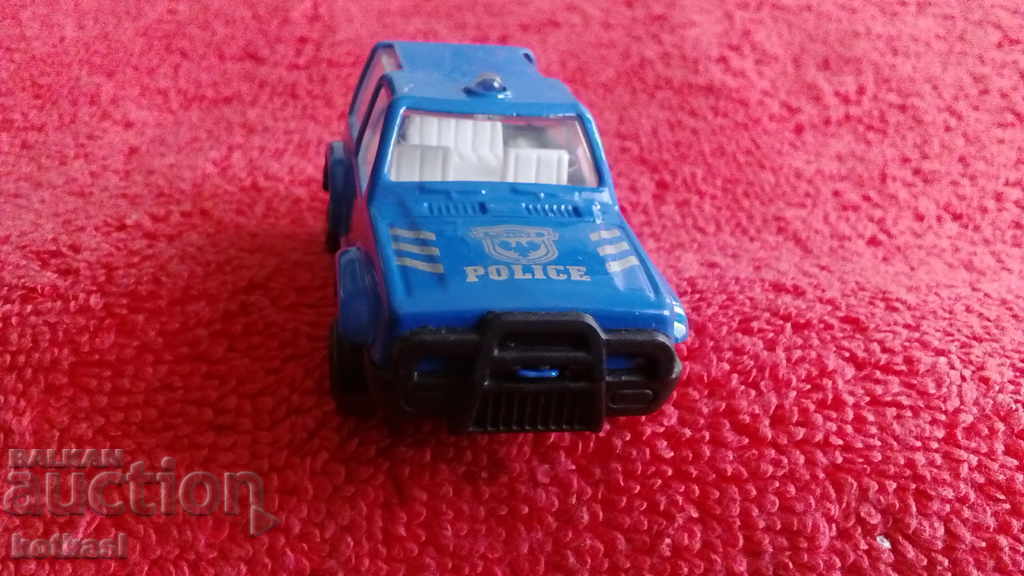 Παράδοση Παλιό μικρό σπορ αυτοκίνητο ΑΣΤΥΝΟΜΙΑΣ Παράδοση Παλιό μικρό σπορ αυτοκίνητο ΑΣΤΥΝΟΜΙΑΣ