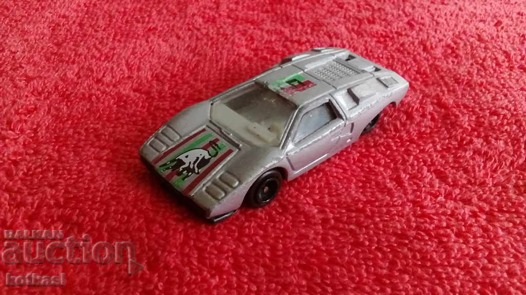 Old small metal Lamborghini sports car - 6 Old small metal Lamborghini sports car - 6