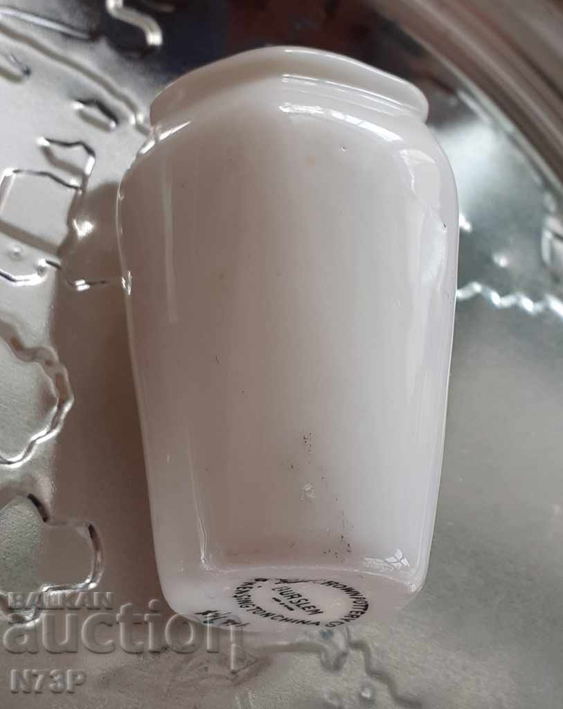 OLD ENGLISH MINES PORCELAIN. GERB. with price 3.00 BGN | € 1.53 OLD ENGLISH MINES PORCELAIN. GERB. with price 3.00 BGN | € 1.53