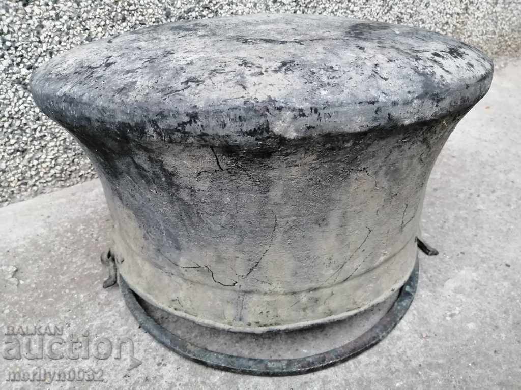 Old harania, a copper pot, a big boiler, a baker, a bumper with price 179.00 BGN | € 91.52 Old harania, a copper pot, a big boiler, a baker, a bumper with price 179.00 BGN | € 91.52
