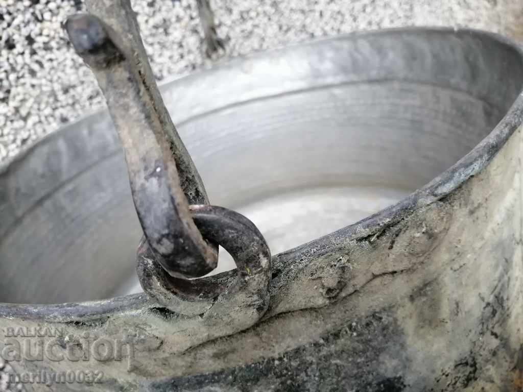 Old harania, a copper pot, a big boiler, a baker, a bumper - 6 Old harania, a copper pot, a big boiler, a baker, a bumper - 6