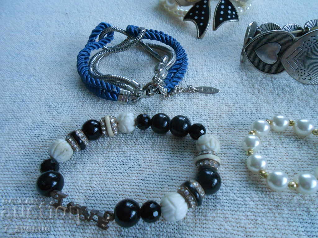 Delivery of LOT Bracelets, 6 pieces, nice interesting Delivery of LOT Bracelets, 6 pieces, nice interesting