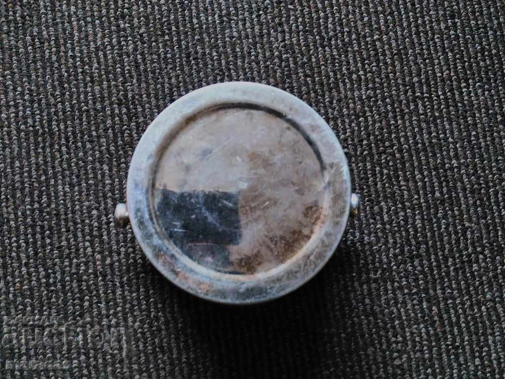 Silver-plated champagne glasses and 2 serving dishes. with price 69.00 BGN | € 35.28 Silver-plated champagne glasses and 2 serving dishes. with price 69.00 BGN | € 35.28