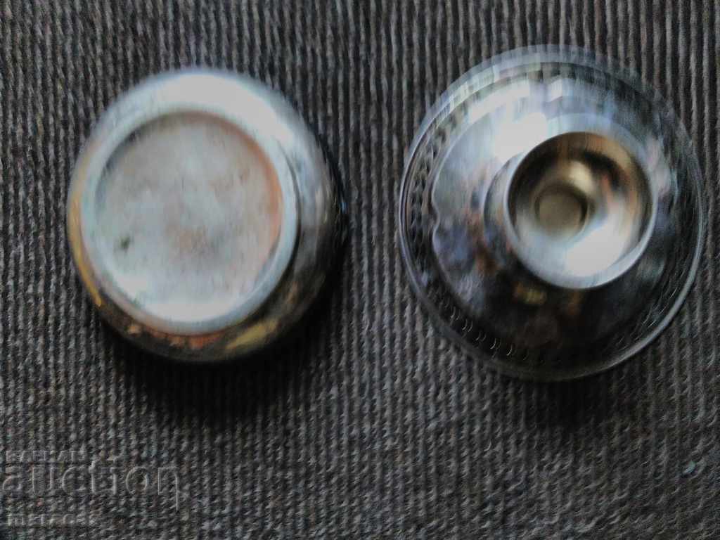 Silver-plated dishes of various models with price 75.00 BGN | € 38.35 Silver-plated dishes of various models with price 75.00 BGN | € 38.35