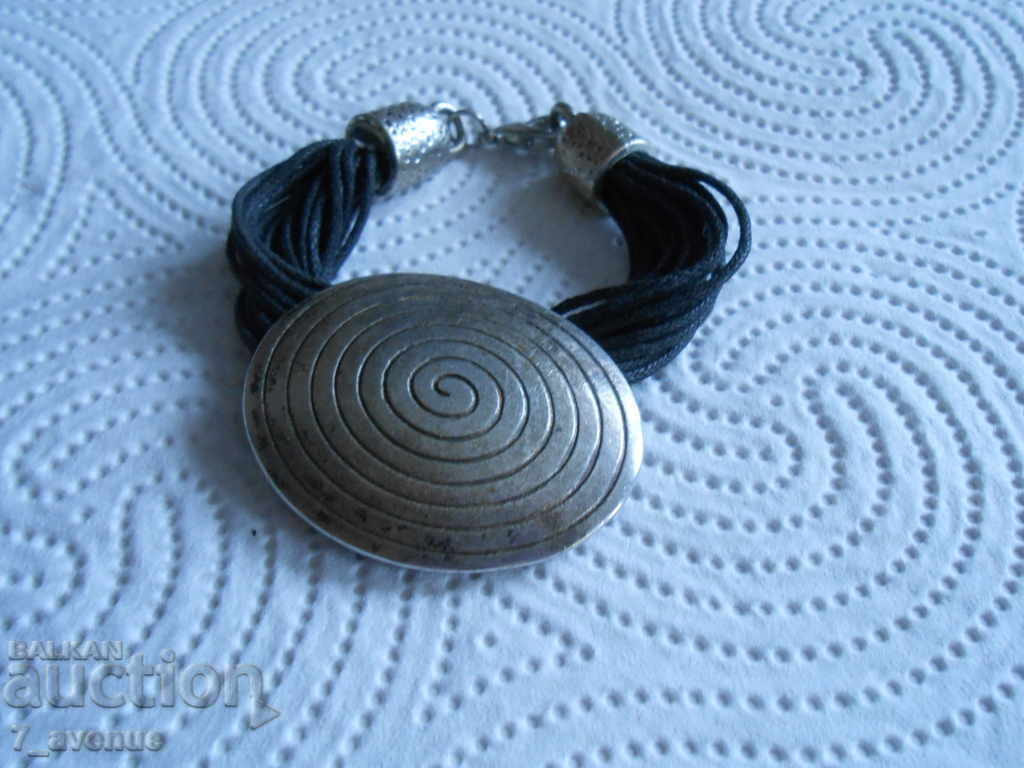 BRACELET, very modern and beautiful BRACELET, very modern and beautiful