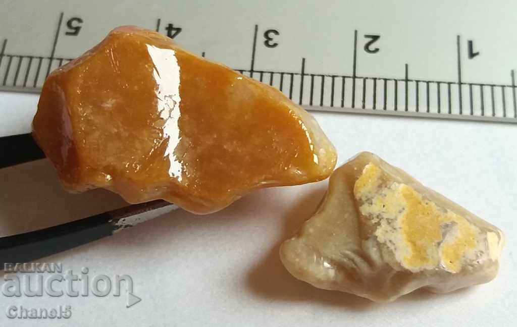 Auction NATURAL RAW HEATING - 2 pcs - 33.06 carats (85) Auction NATURAL RAW HEATING - 2 pcs - 33.06 carats (85)