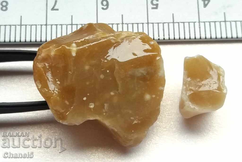 Auction NATURAL RAW HEATING - 2 pcs - 28.86 carats (87) Auction NATURAL RAW HEATING - 2 pcs - 28.86 carats (87)